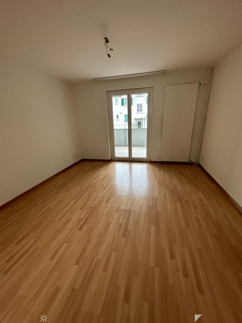 3-Zimmerwohnung in Wohnbaugenossenschaft / Appartement de 3 pièces (4)