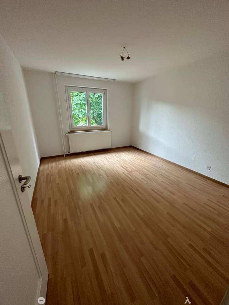 3-Zimmerwohnung in Wohnbaugenossenschaft / Appartement de 3 pièces (5)
