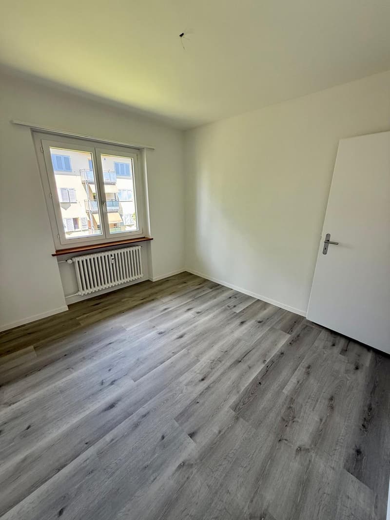 Moderne 3-Zimmerwohnung in Brügg / Appartement moderne de 3 pièces à Brügg (5)