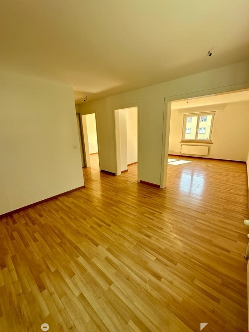2.5-Zimmerwohnung in Wohnbaugenossenschaft / App. de 2.5 pièces (5)