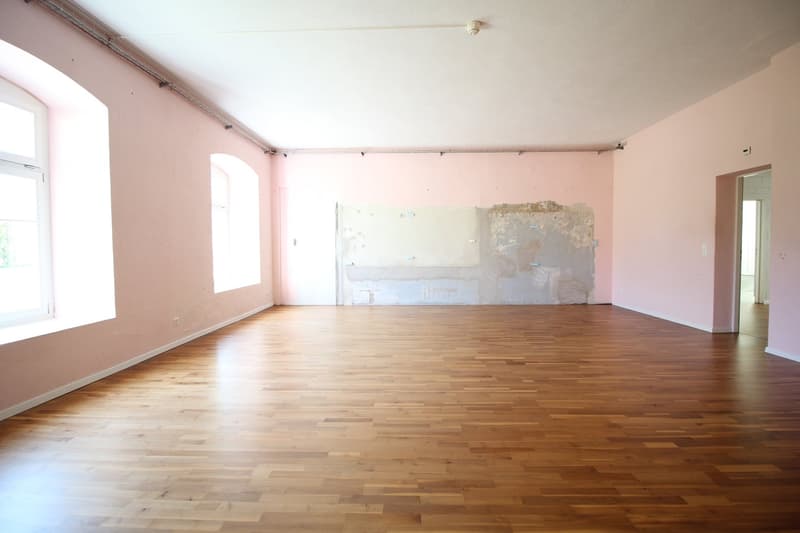 Representative 6.5-room office spaces / studio / practice in a historic monastery building (6)