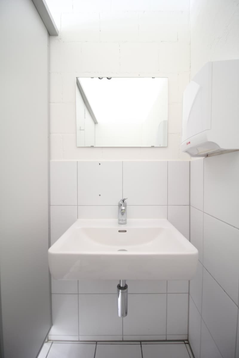 Spazi rappresentativi di 6,5 locali / studio / studio in edificio storico di monastero (10)
