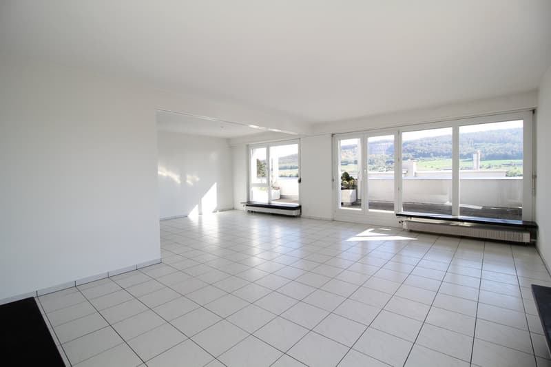 Gemütliche 4-Zimmer-Attikawohnung mit schöner Aussicht an ruhiger Lage (5)