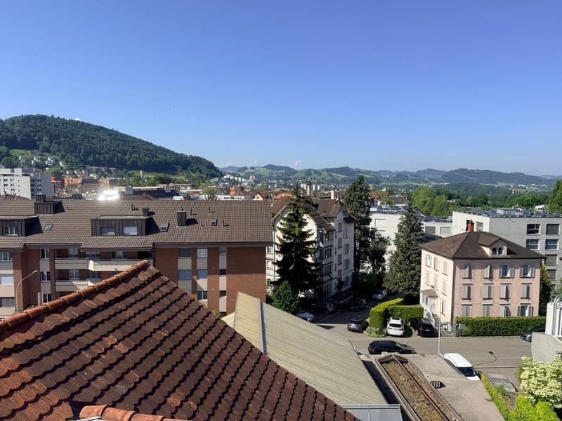 Charmante maisonnette 4 pièces dans un immeuble ancien – St. Gallen (2)