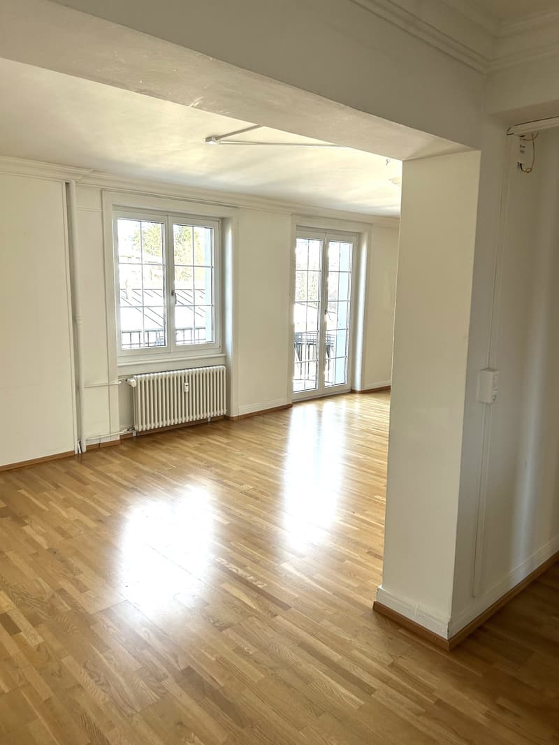 Charmante 3.5-Zimmer-Altbauwohnung an der Bahnhofstrasse in Herisau (6)