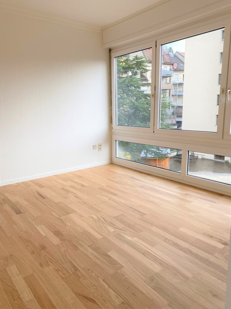 Gemütliche 1.5-Zimmer-Wohnung im 5. OG (5)