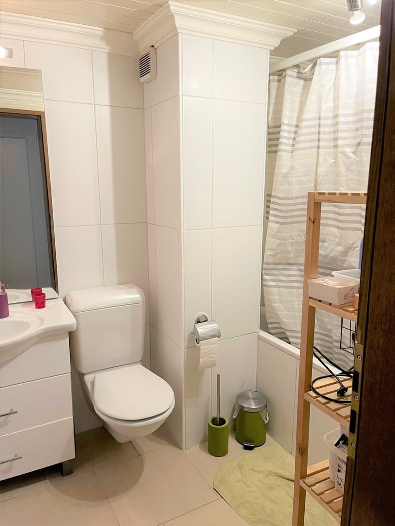 Charmante 1.5-Zimmer-Altbauwohnung mit Balkon in St. Gallen (6)