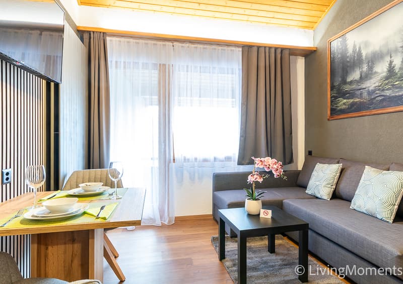 WA_APP309_apartment_inout_.jpg