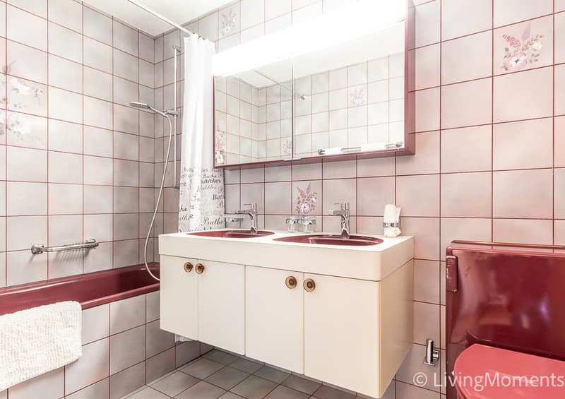 WA_APP223_bathroom.jpg