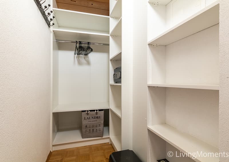 WA_APP223_wardrobe.jpg