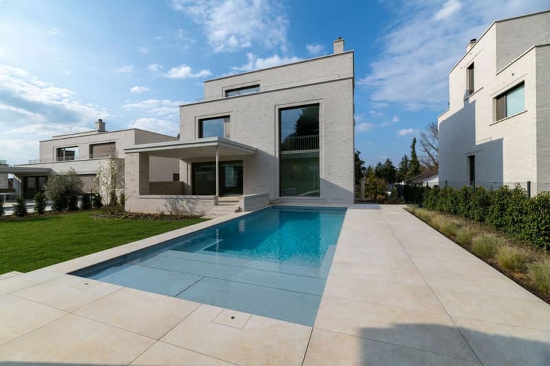 Exklusiver Neubau bezugsbereit - Exclusive new-build ready to move into (2)