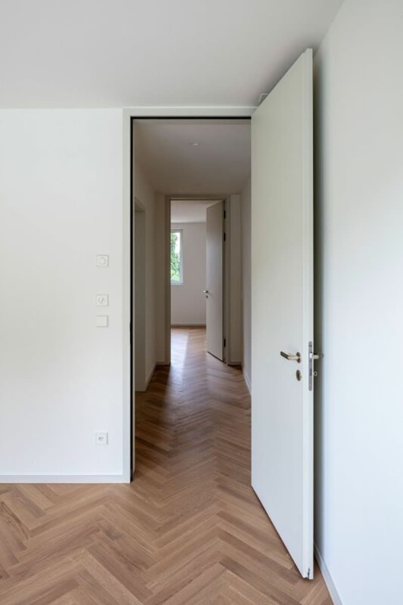 Maisonette-Gartenwohnung mit Pool in Riehen --- Duplex garden flat with a pool in Riehen (13)