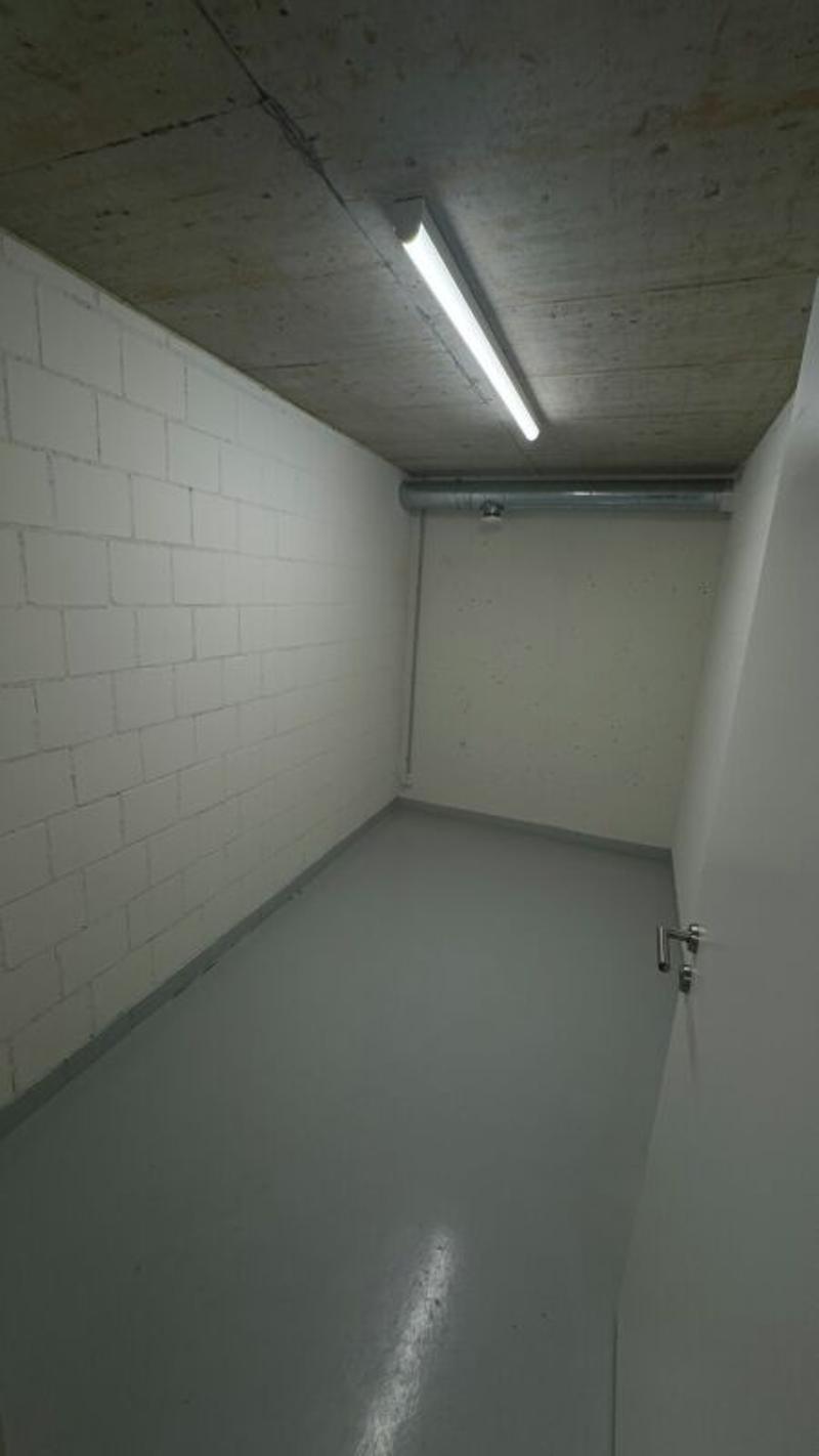 Divers locaux de stockage à partir de 6m2 (3)