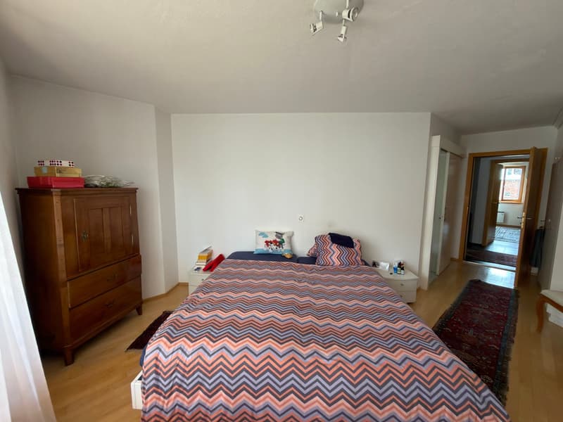 Spacious 6.5-room maisonette apartment with mountain views in Scuol (9)
