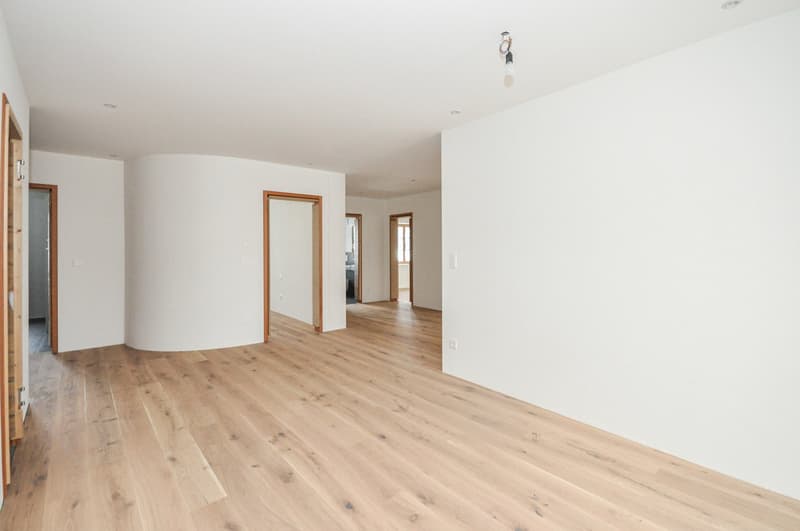 Charming 4.5-room first-time apartment with mountain views in the heart of Ftan (8)