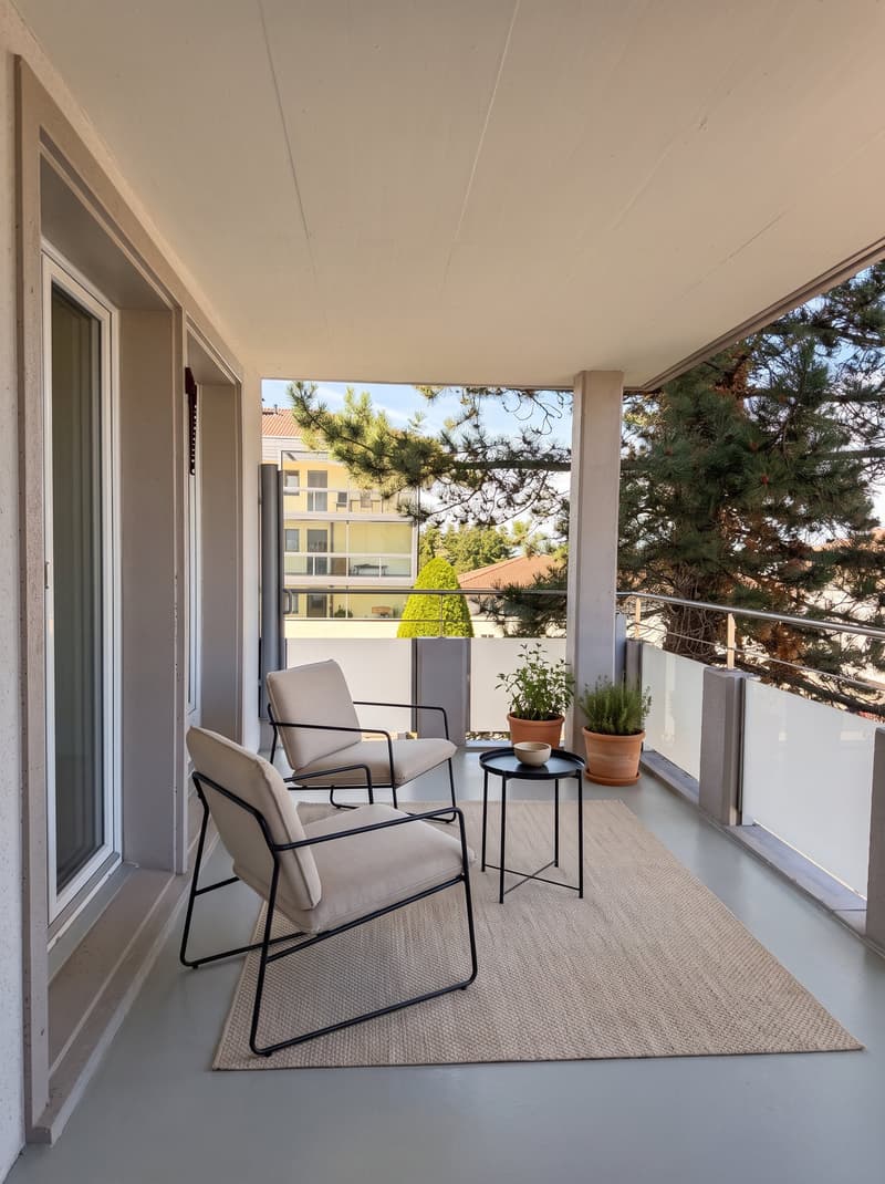 Überdachter Balkon