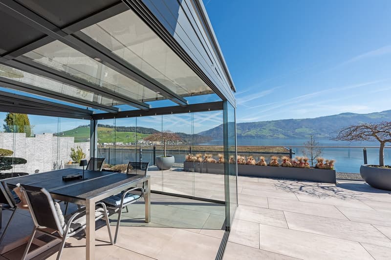 Exklusives 5.5-Zimmer-Terrassenhaus mit traumhafter Seesicht (7)