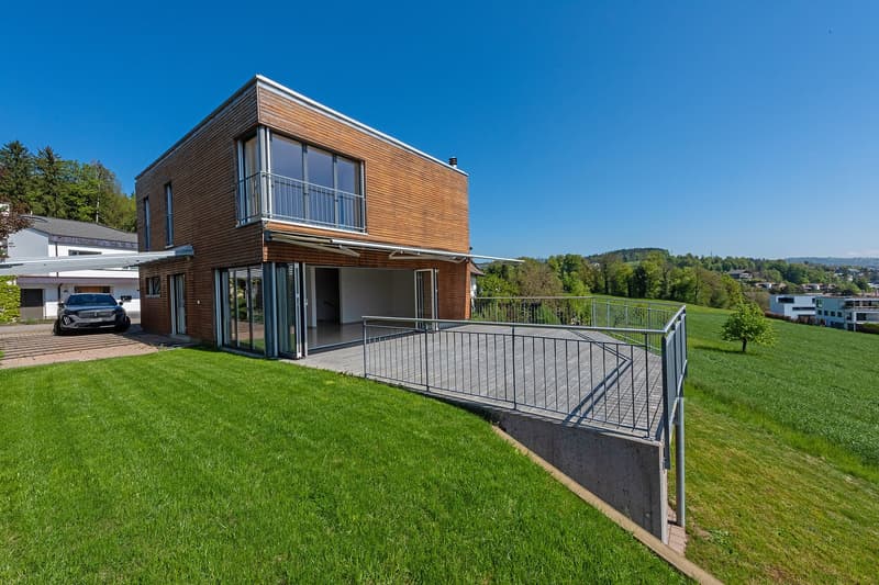 6.5‑Zimmer-Einfamilienhaus an traumhafter Aussichtslage, nähe Waldrand (5)