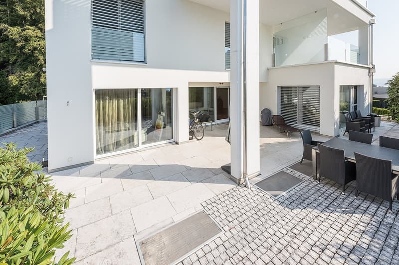 Luxuriöse Gartenwohnung  mit PRIVATTEIL an einem  2‑Fam-Haus (7)