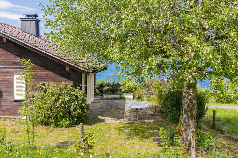 Chalet mit Seeparzelle 696 m² (4)