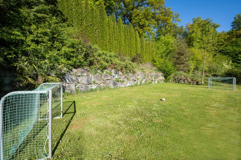 Exklusive 14-Zimmer-Villa mit Pool in Fislisbach bei Baden (14)