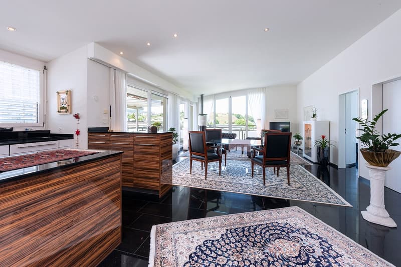 Exklusive 4.5‑Zimmer-Attikawohnung mit traumhafter Panorama-Aussicht (2)