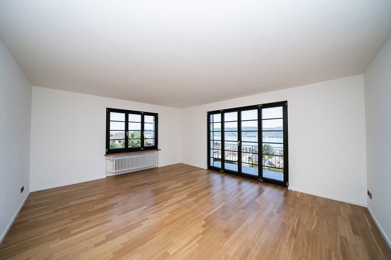 7‑Zi-Doppeleinfamilienhaus mit traumhafter Seesicht am Zürichsee (6)