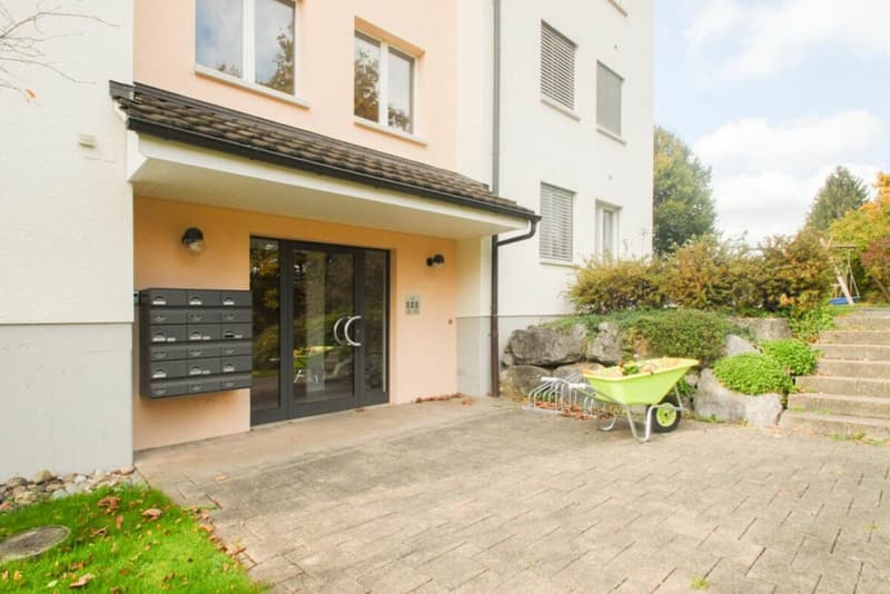 Appartamento con giardino in un edificio familiare (4)