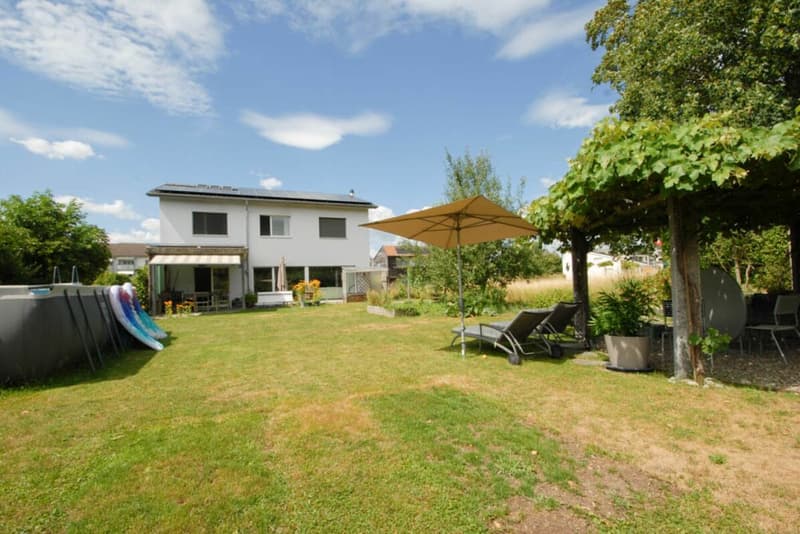 Einfamilienhaus mit XL-Garten (1)