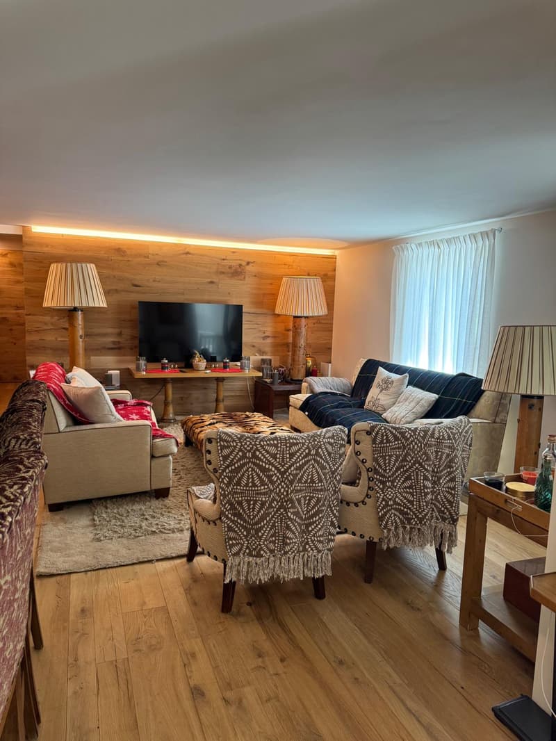 Exquisite Alpine Retreat in Via Maistra – Sankt Moritz Dorf – Just renovated! (2)