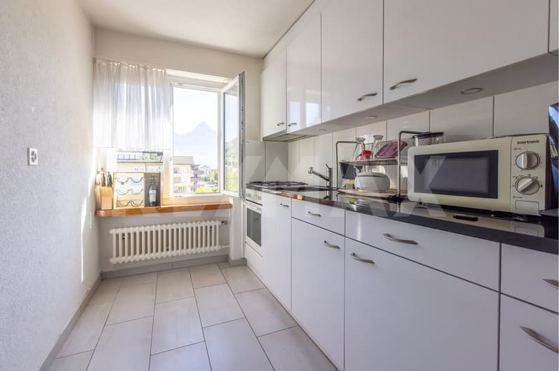 Attractive, well-maintained 3.5-room apartment in a quiet location with a distant view in Brunnen SZ (4)
