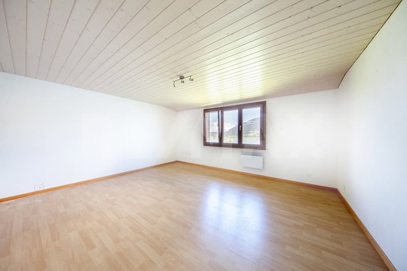Charmantes 3-Zi.-Einfamilienhaus mit Traum-Seesicht in Lauerz SZ (8)