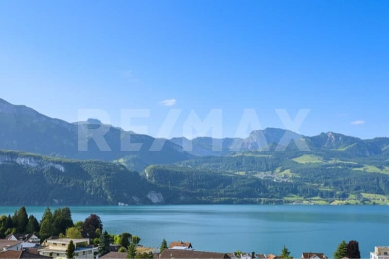 Modern nearly new residential studio with unparalleled lake and mountain views, 6442 Gersau SZ (4)