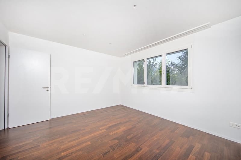 Elegante, helle 3.5-Zi.-Wohnung mit grosser Terrasse und Bergpanoramasicht, 6353 Weggis LU (6)