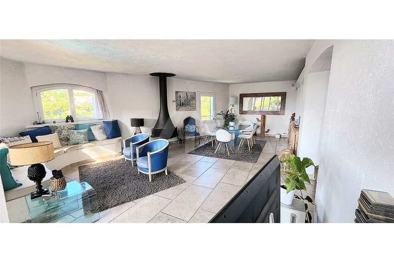 Attraktive, renovierte 8-Zimmer-Villa mit Meerblick und Pool in Les Issambres Côte d'Azur (2)
