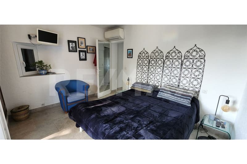 Attraktive, renovierte 8-Zimmer-Villa mit Meerblick und Pool in Les Issambres Côte d'Azur (3)