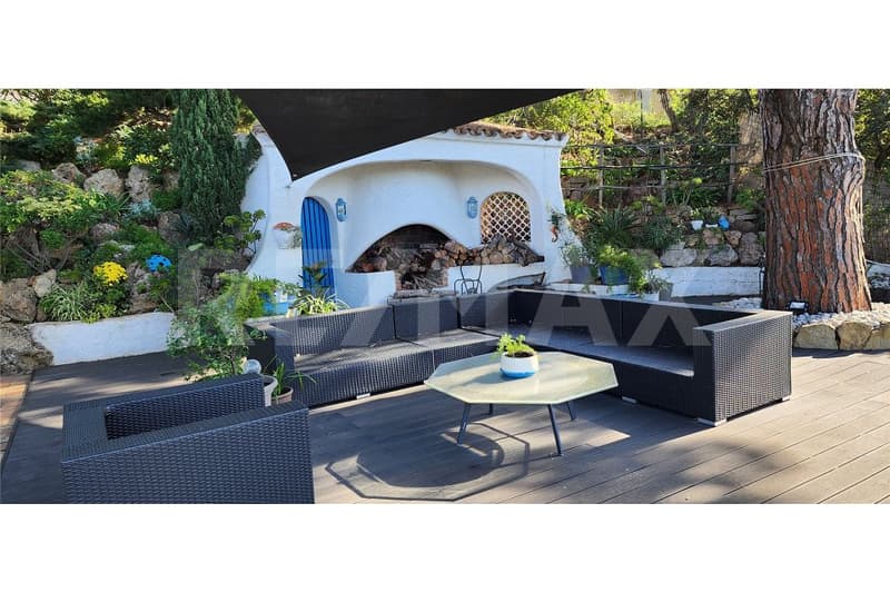 Attraktive, renovierte 8-Zimmer-Villa mit Meerblick und Pool in Les Issambres Côte d'Azur (8)