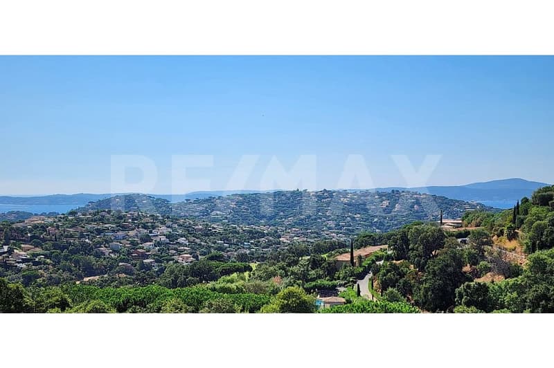 Attraktive 5-Zimmer-Maisonette-Wohnung in Sainte-Maxime Côte d'Azur (10)