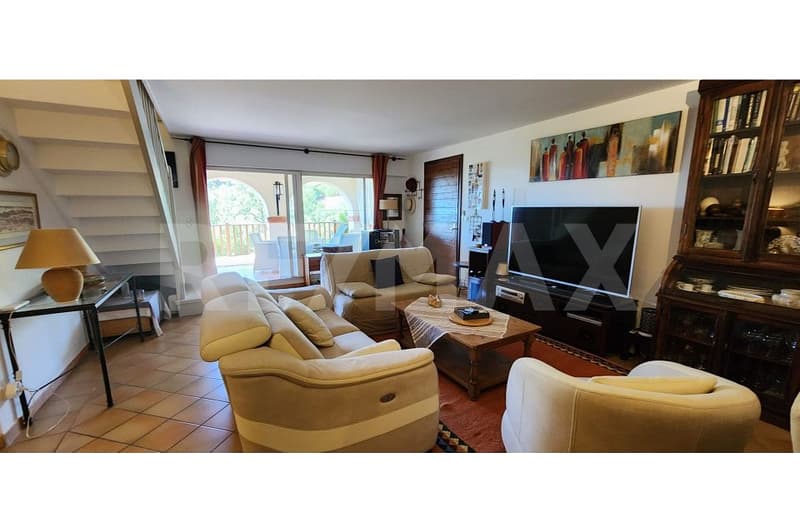 Attraktive 5-Zimmer-Maisonette-Wohnung in Sainte-Maxime Côte d'Azur (2)