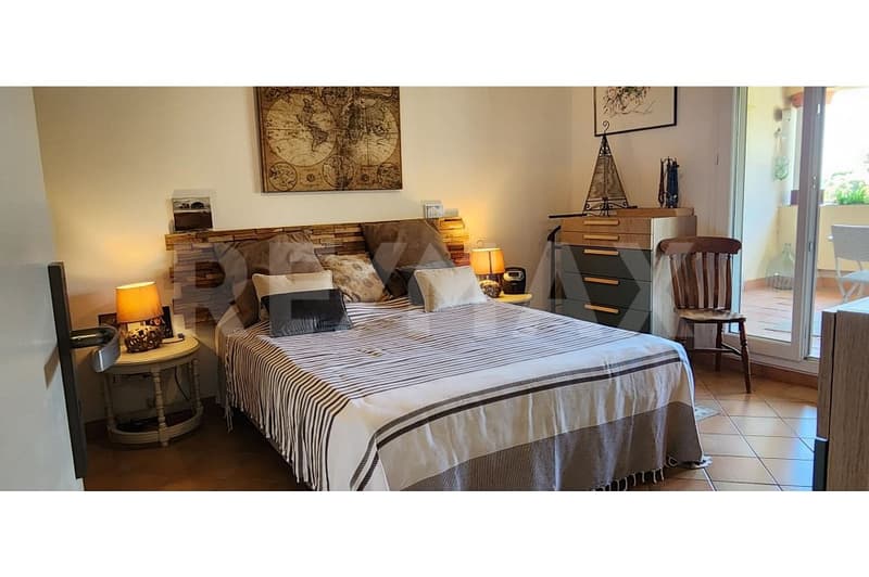Attraktive 5-Zimmer-Maisonette-Wohnung in Sainte-Maxime Côte d'Azur (3)