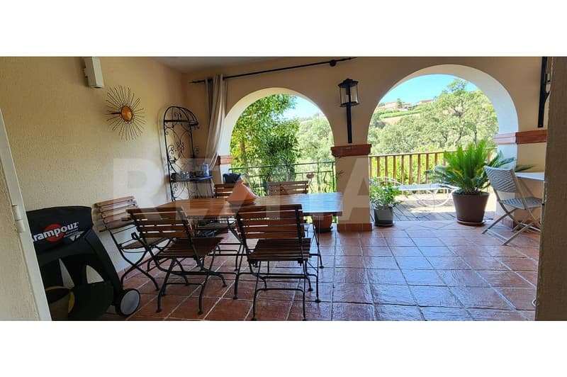 Attraktive 5-Zimmer-Maisonette-Wohnung in Sainte-Maxime Côte d'Azur (7)