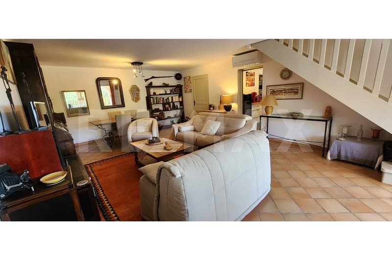 Attraktive 5-Zimmer-Maisonette-Wohnung in Sainte-Maxime Côte d'Azur (5)