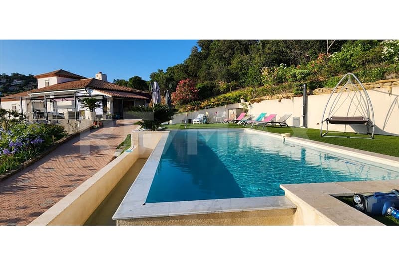Attraktive 6-Zimmer-Villa im Grünen mit Meerblick und Pool in Les Issambres Côte d'Azur (6)