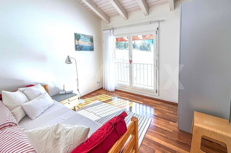 Idyllisches 5.5-Zi.-Doppeleinfamilienhaus auf der Sonnenterrasse Stoos SZ (8)