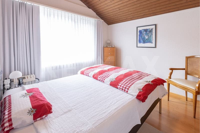 Adlerhorst, 7-Zimmer Villa mit Weitblick, Wintergarden & Indoor-Pool, 220 m² NWF, Schwyz (SZ) (9)