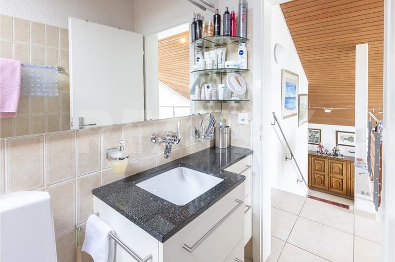 Adlerhorst, 7-Zimmer Villa mit Weitblick, Wintergarden & Indoor-Pool, 220 m² NWF, Schwyz (SZ) (10)