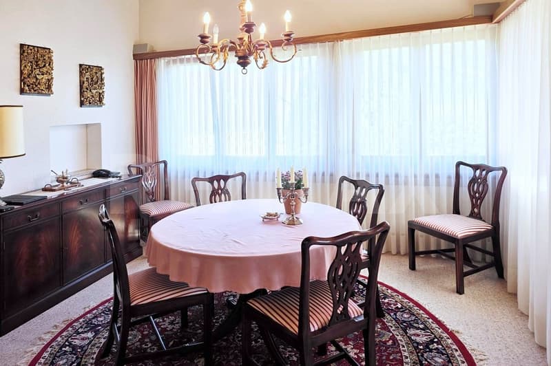 Wohnen mit Weitblick gepflegtes 4.5-Zi.-Einfamilienhaus mit Seesicht und grossem Garten, Lauerz SZ (3)