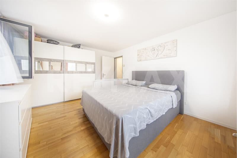 Eine zentrale und moderne 4.5-Zimmer-Wohnung in 6438 Ibach-Schwyz (2)