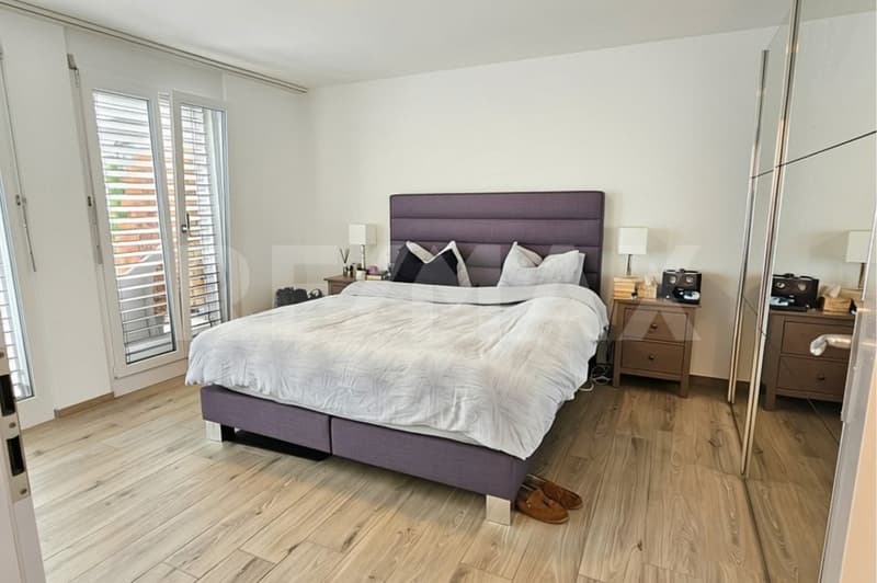 Wohntraum mit viel Freiraum: 5.5-Zi-Eckhaus mit Garten und grosser Terrasse, 8953 Dietikon ZH (4)