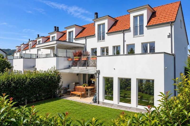 Wohntraum mit viel Freiraum: 5.5-Zi-Eckhaus mit Garten und grosser Terrasse, 8953 Dietikon ZH (1)